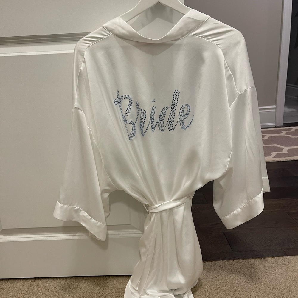 Victoria’s Secret Bridal Robe - Picture 6 of 12